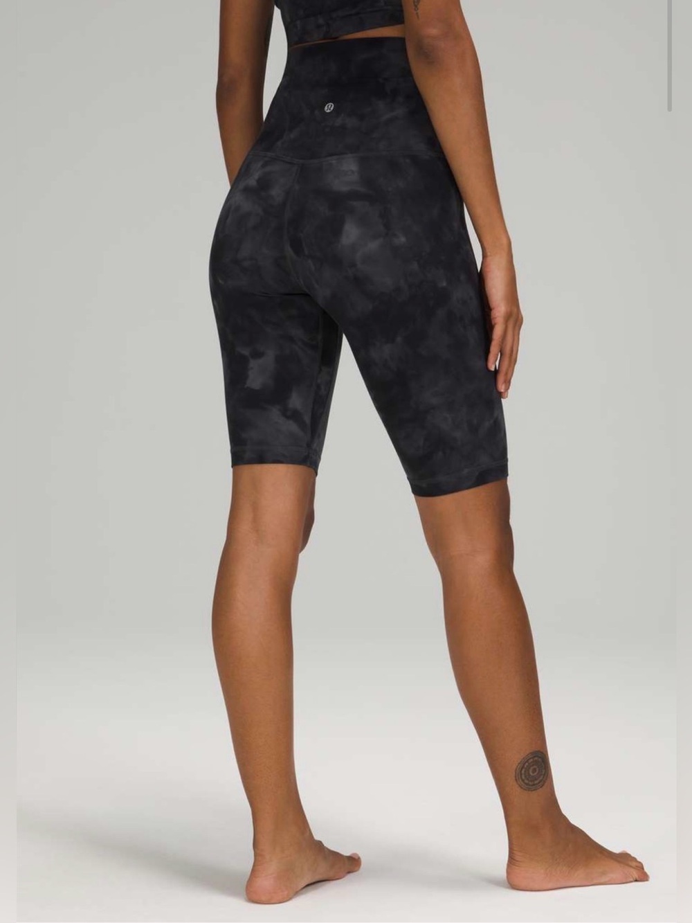 Lululemon -  Align Super High Rise Short *10"